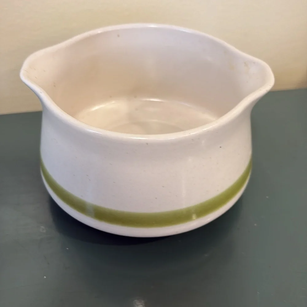 Vintage 1970s Stonybrook by Japan Stoneware Gravy Boat.